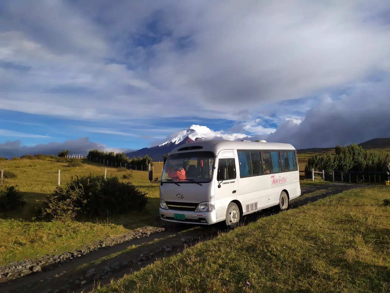 Buseta Hyundai County