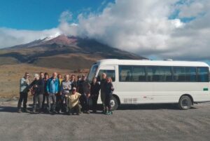 transporte turistico quito